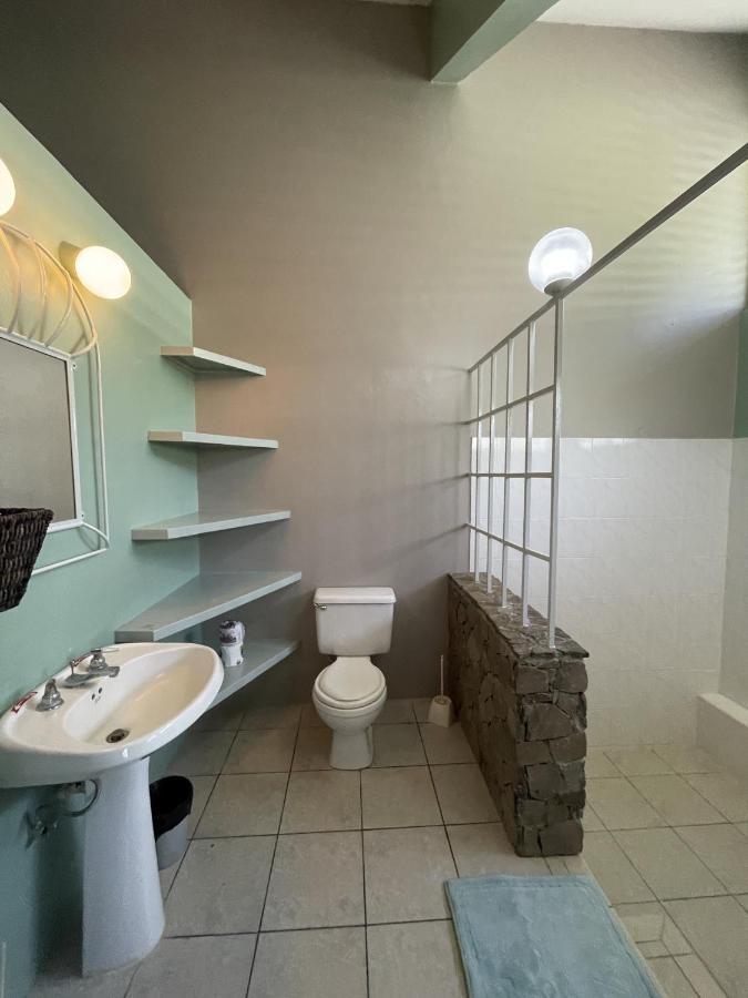Kootney Resorts Portsmouth Екстериор снимка