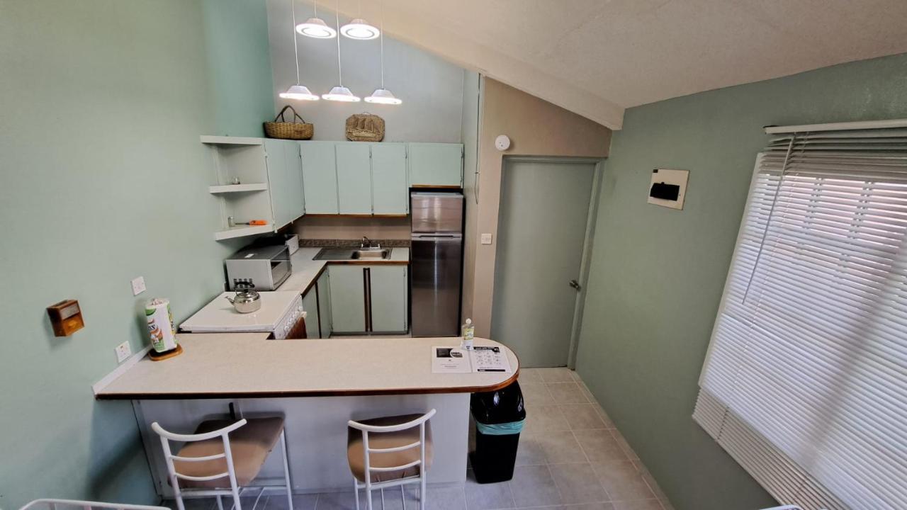 Kootney Resorts Portsmouth Екстериор снимка